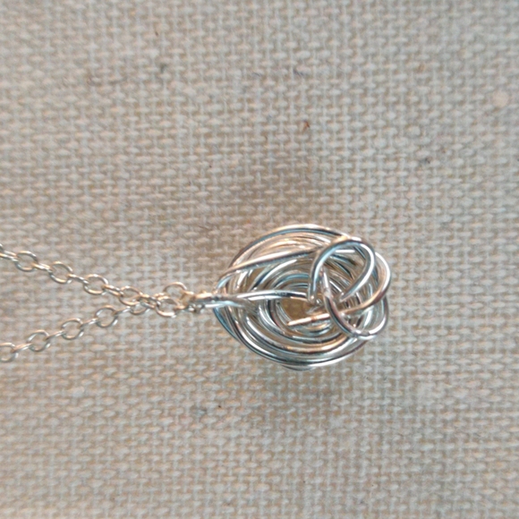 NWT Silverplate wire "rose" pendant - Picture 4 of 4